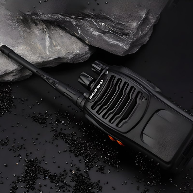 M023H (Aleja1) Z048A Z017A 2X WALKIE TALKIE KRÓTKOFALÓWKI BAOFENG BF888S PMR -E260